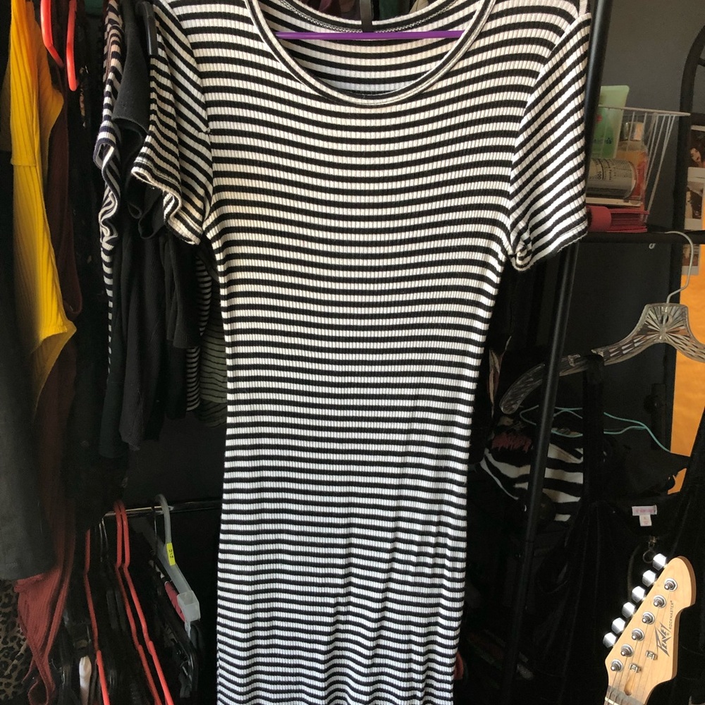 Stripped body con dress